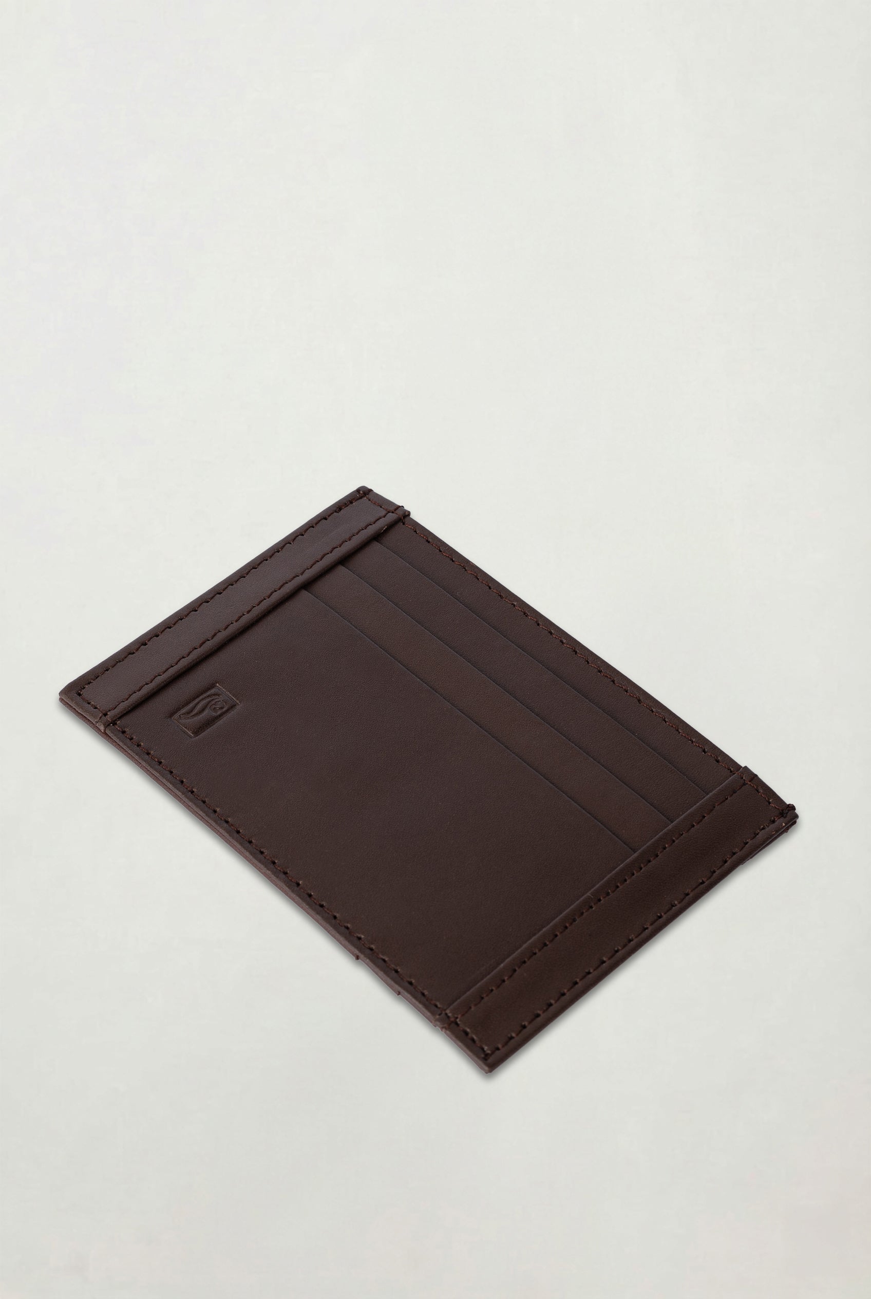 The Oia cardholder