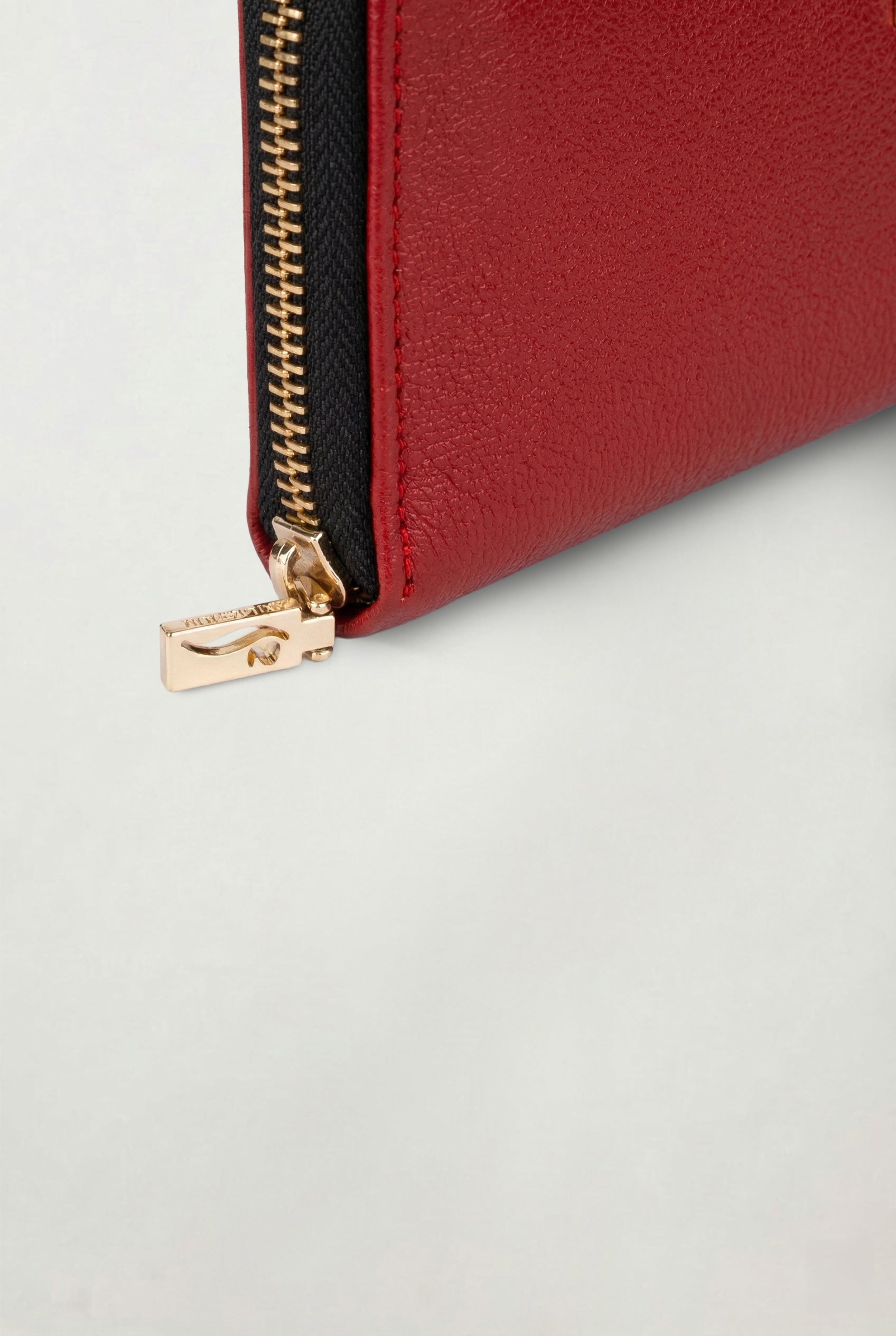 The Amara Zip Wallet
