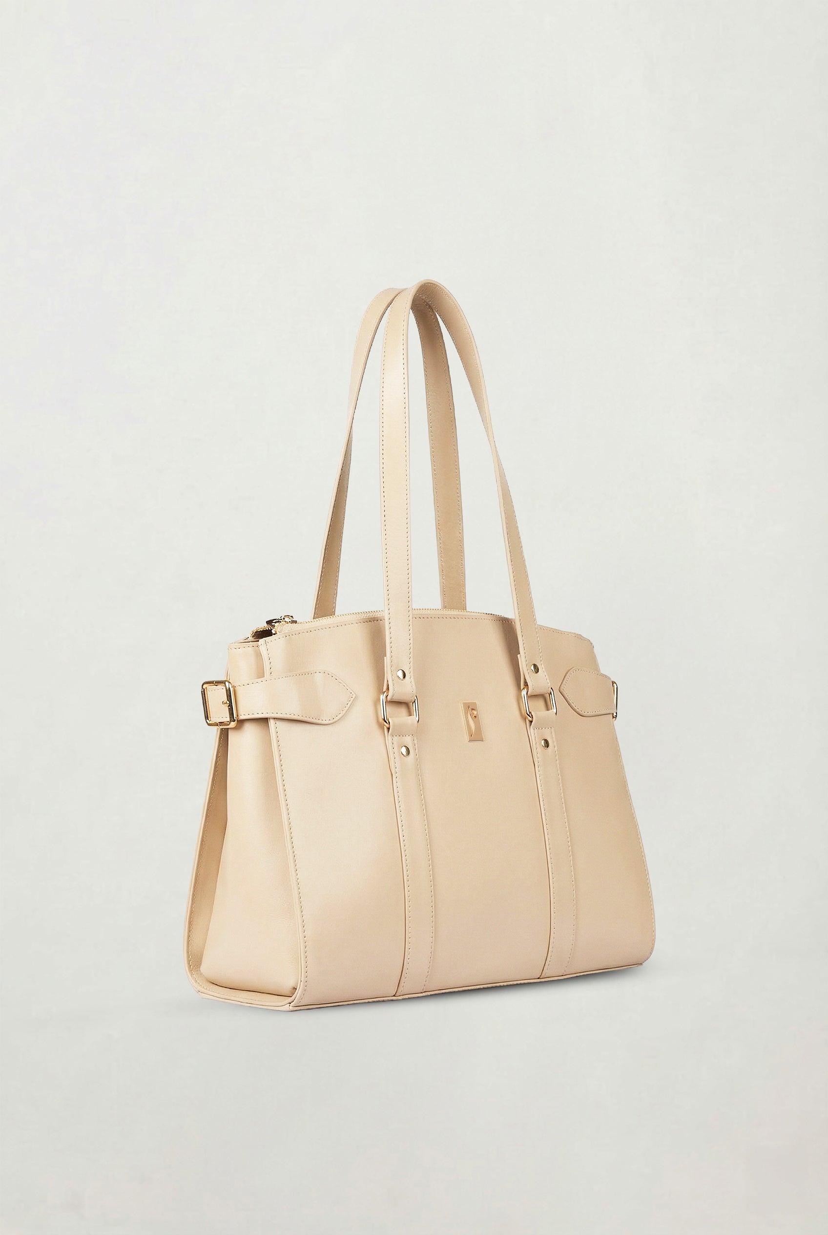 The Alora structured tote