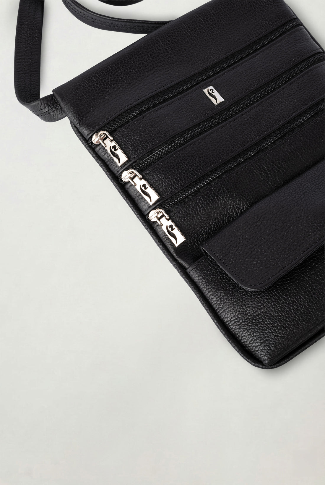 The Riva Travel Bag