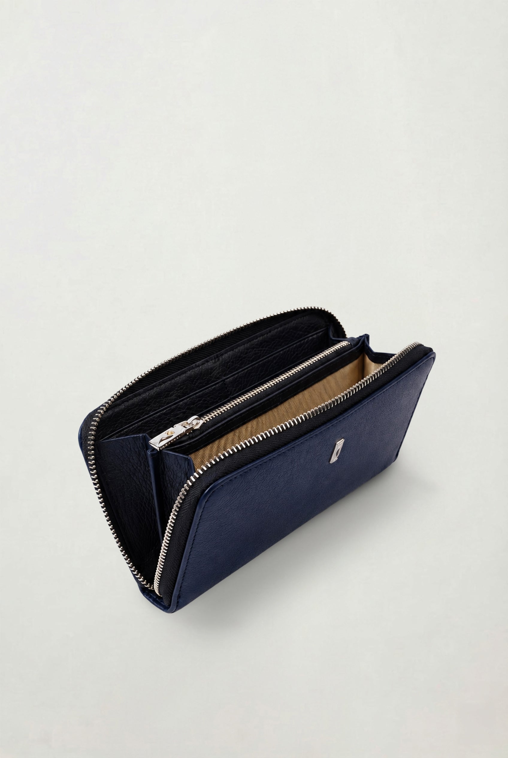 The Amara Zip Wallet