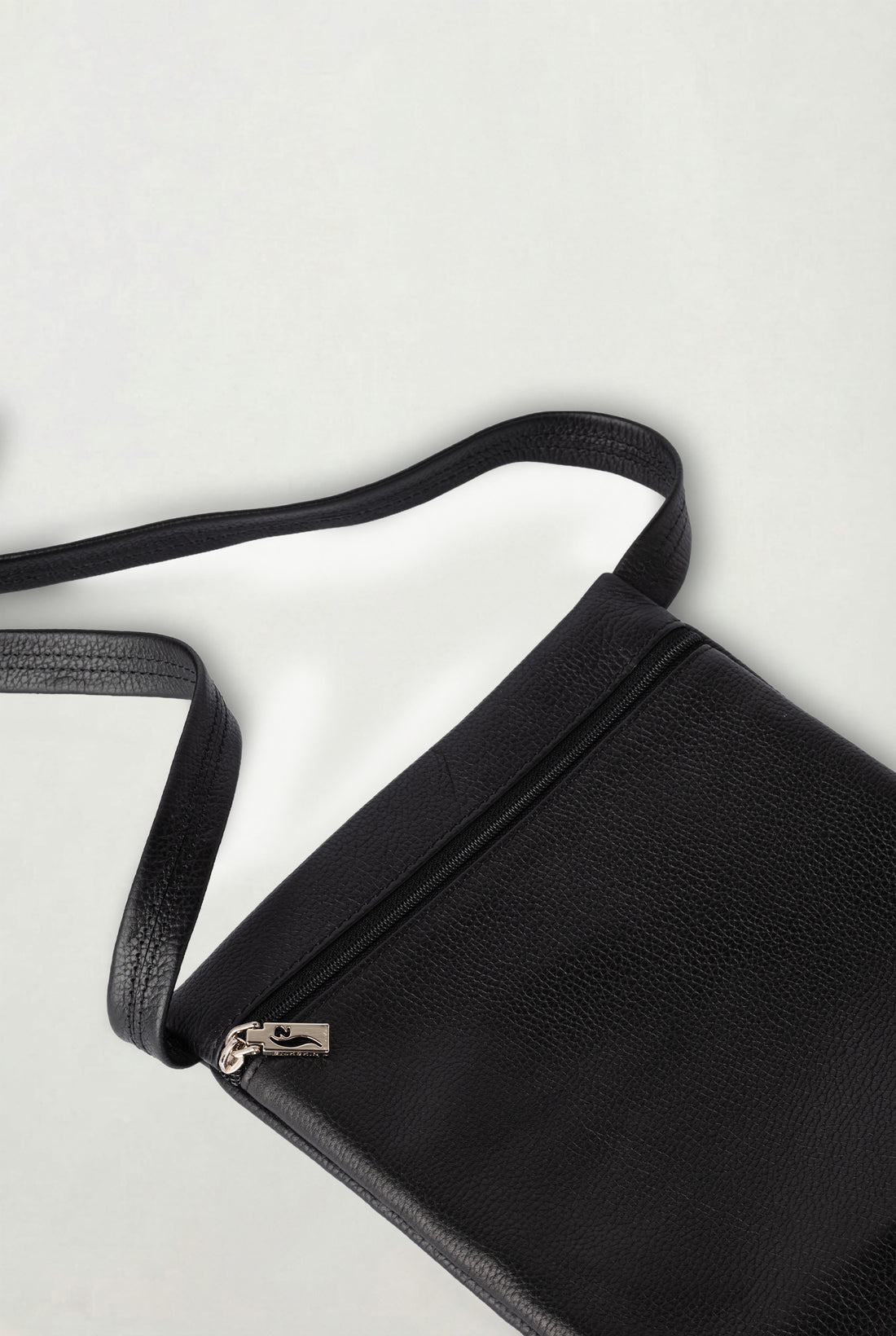 The Riva Travel Bag
