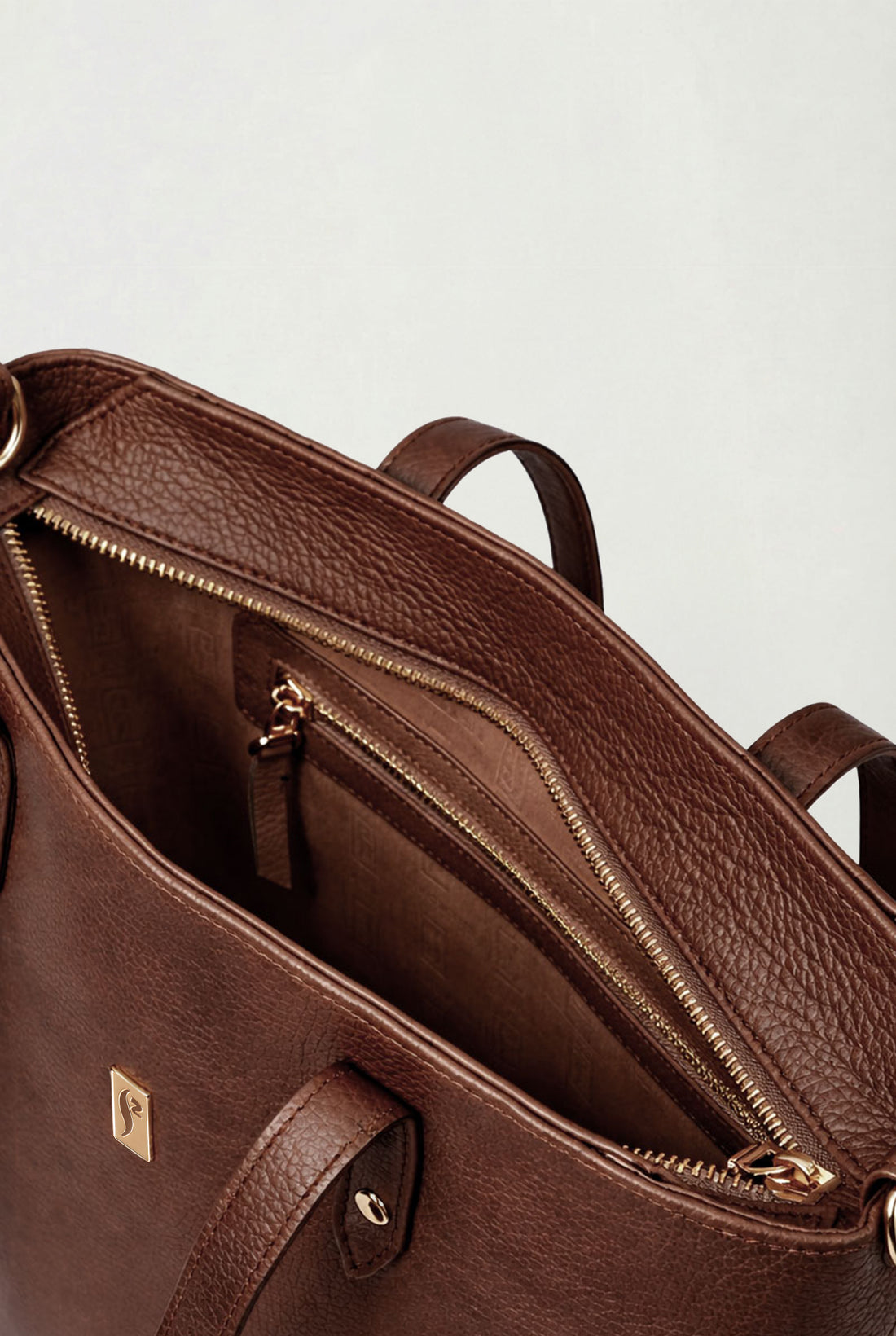 The selene classic tote